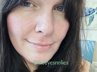 Blueeyesnolies