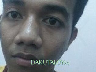 DAKUTAbOYxx