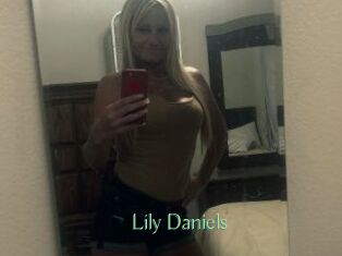 Lily_Daniels