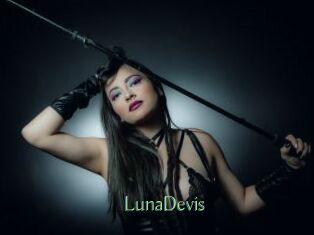 LunaDevis