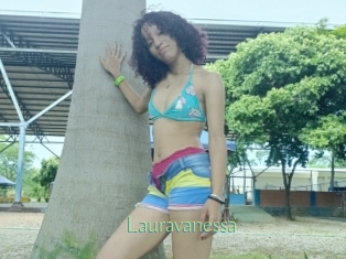 Lauravanessa