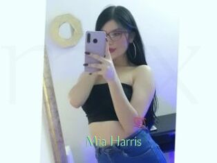 Mia_Harris