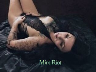 Mimi_Riot