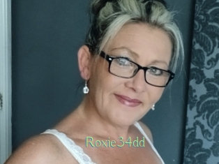 Roxie34dd