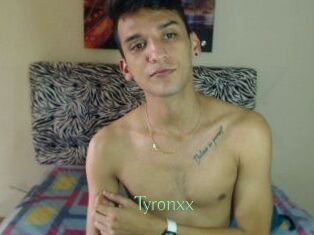 Tyronxx